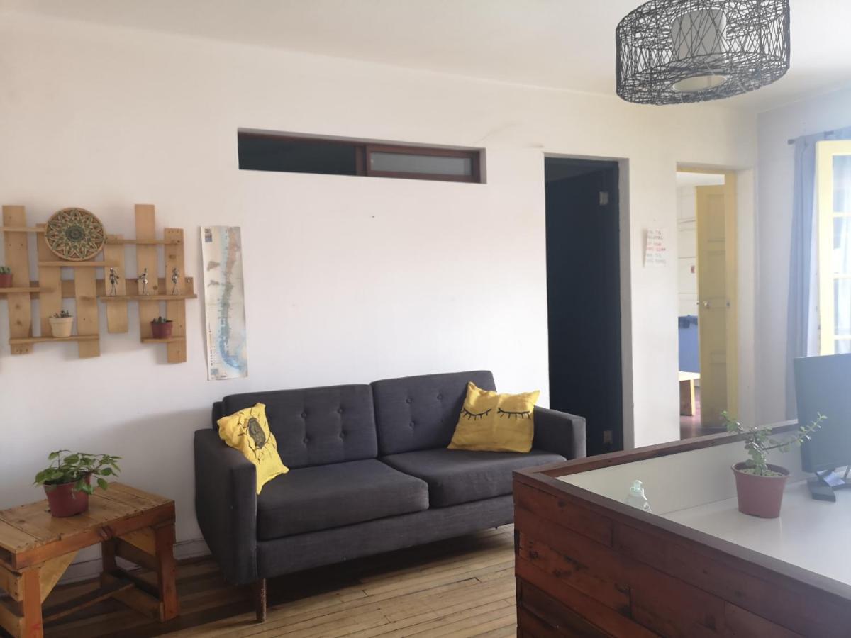 Hostal Vitalia سانتياغو المظهر الخارجي الصورة