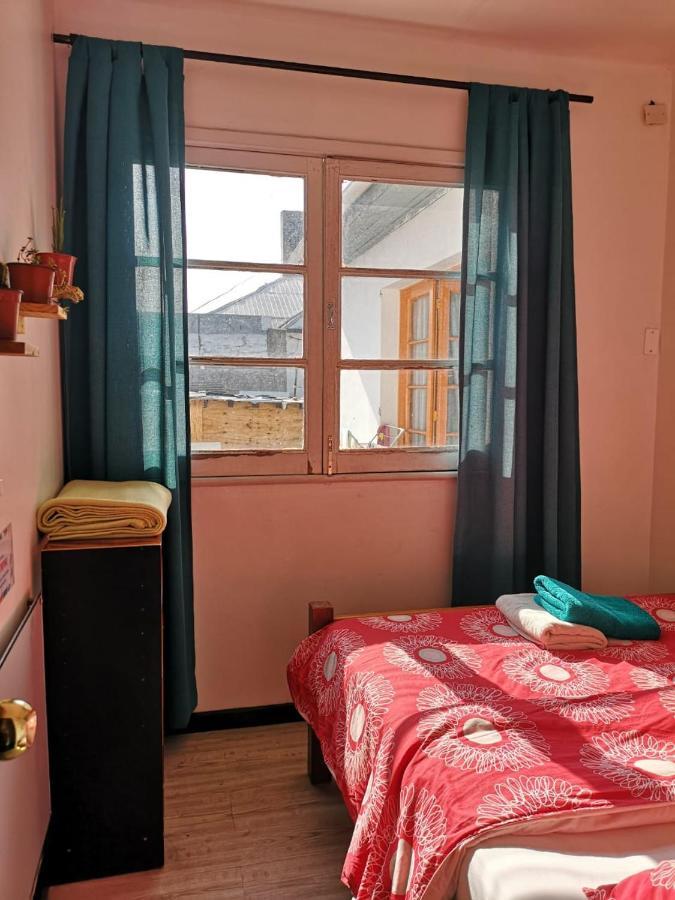 Hostal Vitalia سانتياغو المظهر الخارجي الصورة