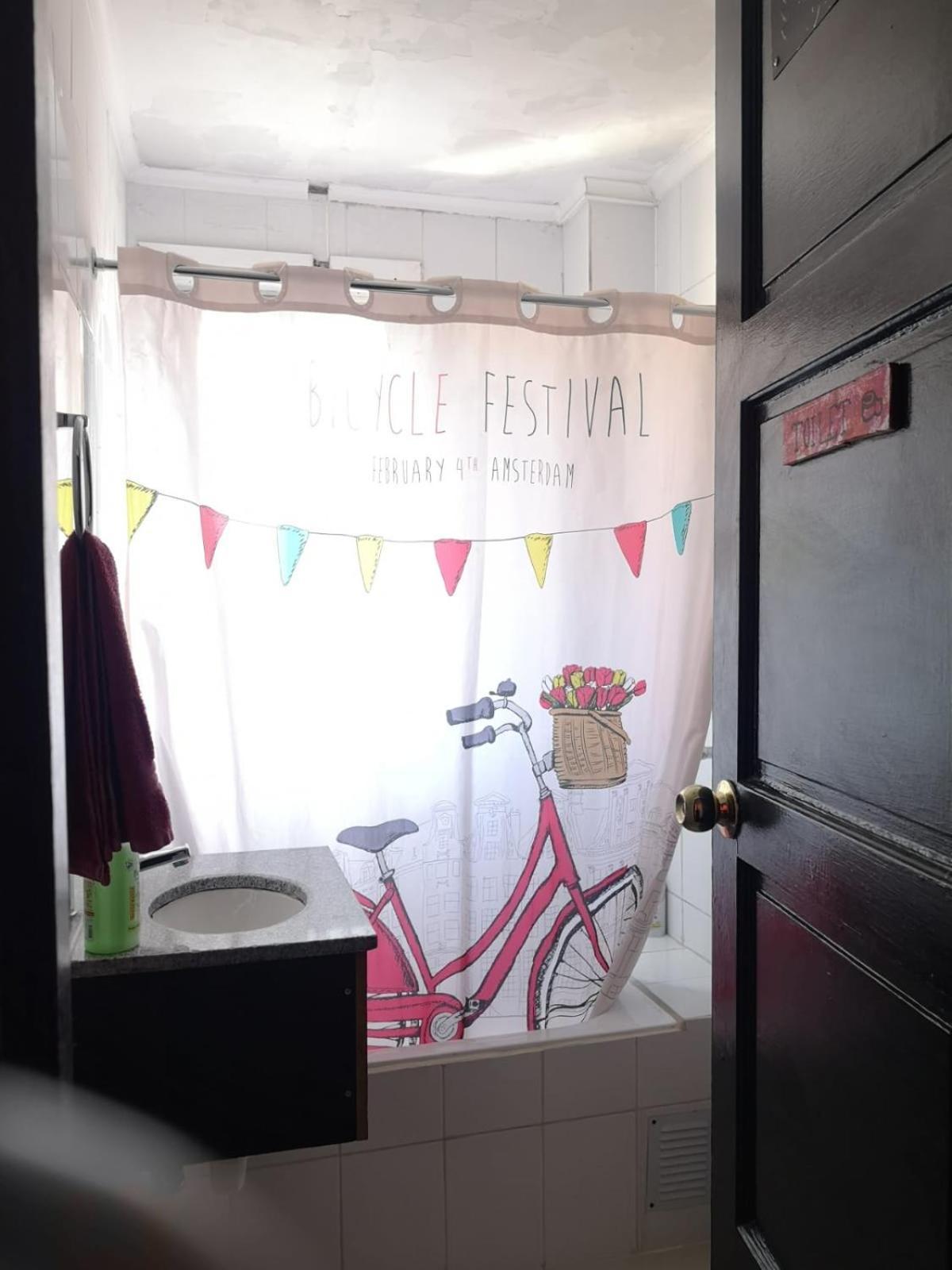 Hostal Vitalia سانتياغو المظهر الخارجي الصورة